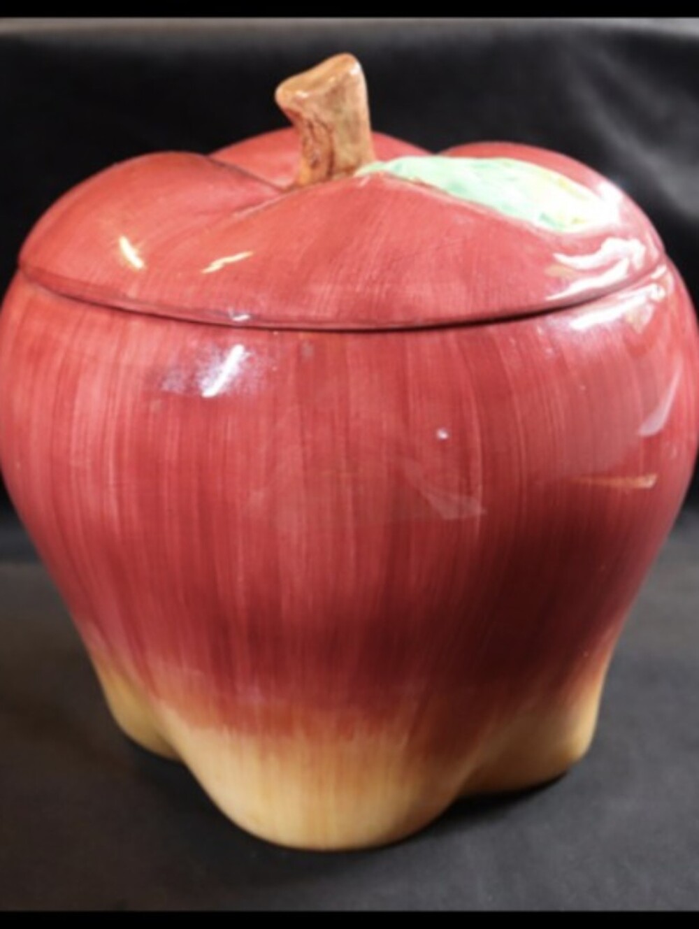Asia Master Group Large Apple Ceramic Cookie Jar 9” Red Yellow Kitchen